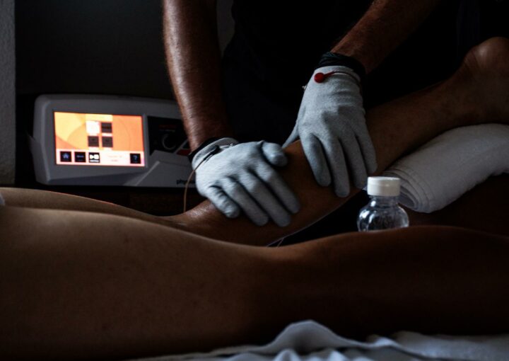 MaTim Performance aux côtés de l’équipe Arkéa B&B Hôtels 1 Arkea Masseur 2